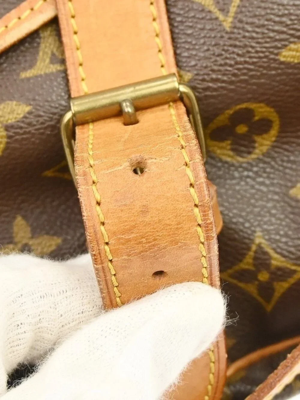 Best05 LOUIS VUITTON MONOGRAM SAUMUR 43 MESSENGER BAG M42252 AR8907 NQ09305